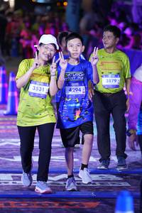 BIB: 3531, 4294, 3879
                            <button type="button" onclick="openModal(26235909)" class="btn btn-primary btn-sm float-right btn-popup" data-toggle="modal" data-target=".modal-high-quality">
                        <i class="fas fa-shopping-cart"></i> Add to Cart
                    </button>
                                            <button type="button" onclick="isThisMe(26235909, true)" class="btn btn-success btn-sm float-right btn-popup btn-isme hidden" data-toggle="tooltip" data-placement="bottom" title="นี่คือรูปของคุณใช่ไหม คลิกที่นี่เพื่อเอาเข้าอัลบั้ม">
                        <i class="fas fa-plus"></i> Add to album
                    </button>
                    <button type="button" onclick="isThisMe(26235909, false)" class="btn btn-warning btn-sm float-right btn-popup btn-isnotme hidden">
                        <i class="fas fa-ban"></i> Remove from album
                    </button>